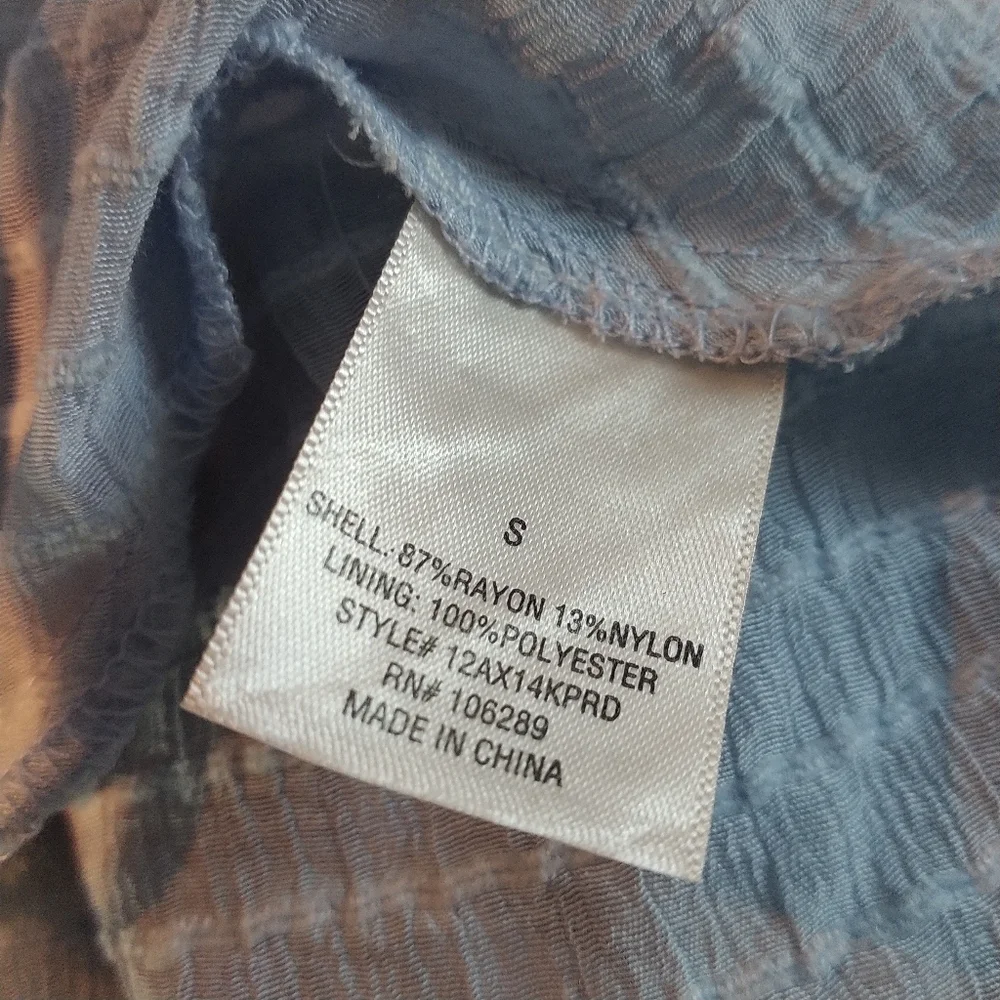 Francesca's Trixxi Light Blue Tie Front Blouse S - Picture 14 of 14